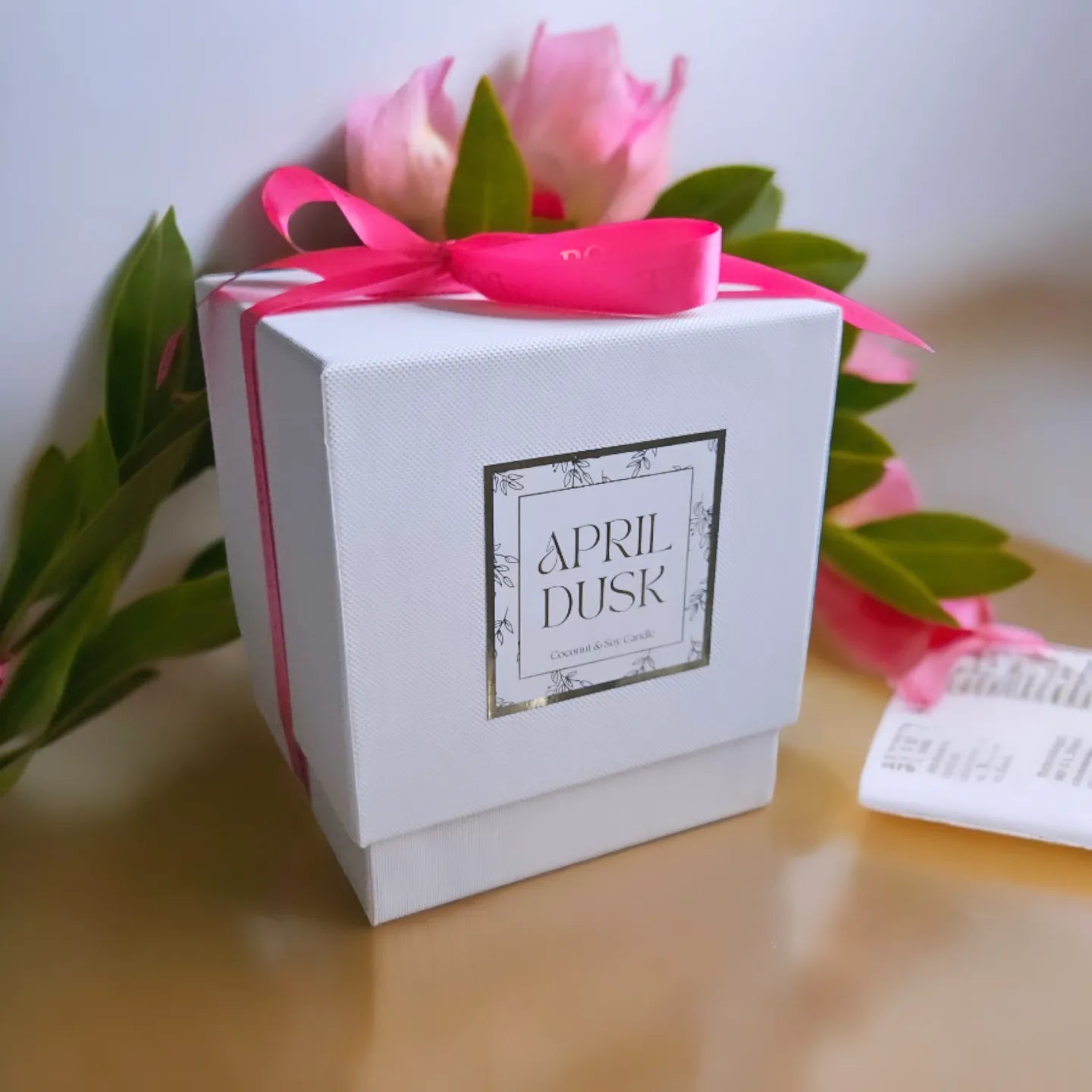 English Oak & Hazelnut Candle